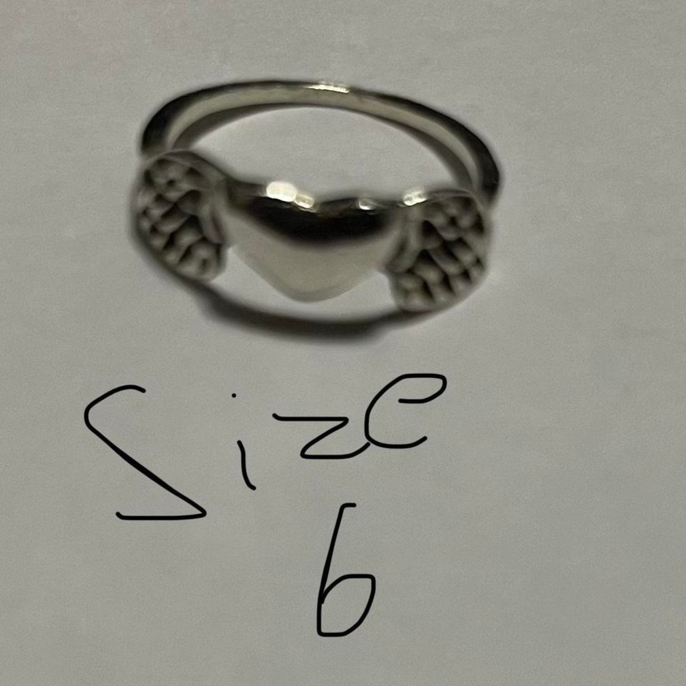 SIZE 6 Silver alt skater heart with heaven wings silver ring